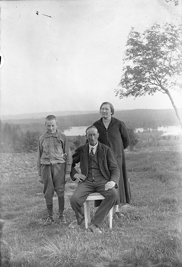 Kronotorpare Alfred Jonsson med hustrun Anna. P...