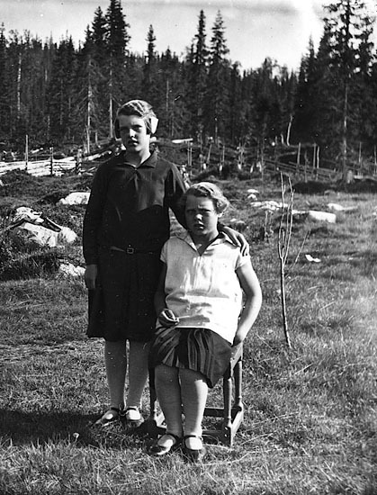 Erik Anderssons döttrar, Mellanås. Från vänster...