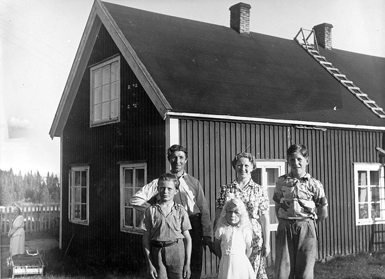 Värner Karlsson med familj.