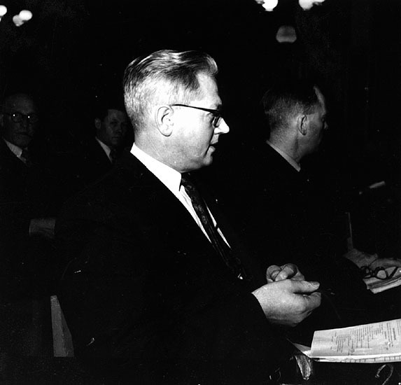 Affärschef Bertil Hägglund, Vilhelmina.
