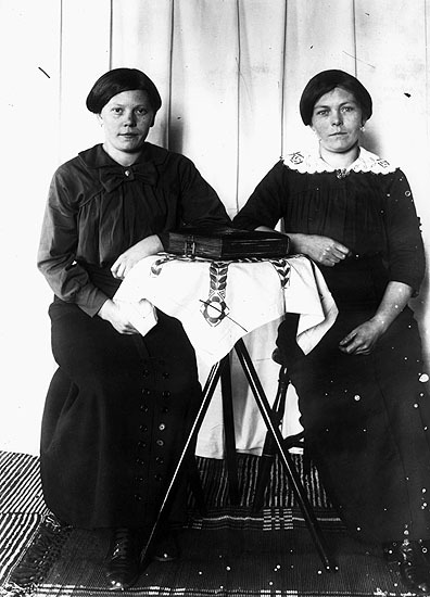 Systrarna Anna och Alva Nilsson, Kulbäcksliden....