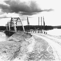 JLM AugLu421 - Väg och bro