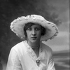 Kvinna med hatt