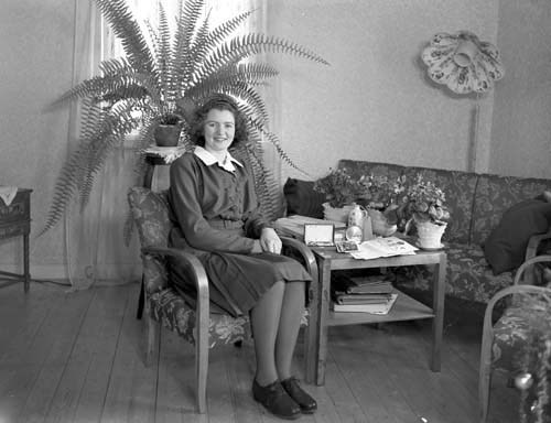 Greta Persson på stol 20 årsdag Staversvad.