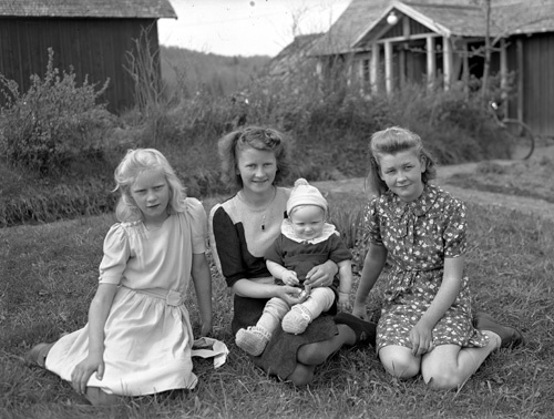 Henning Bengtssons 4 flickor Västanå.