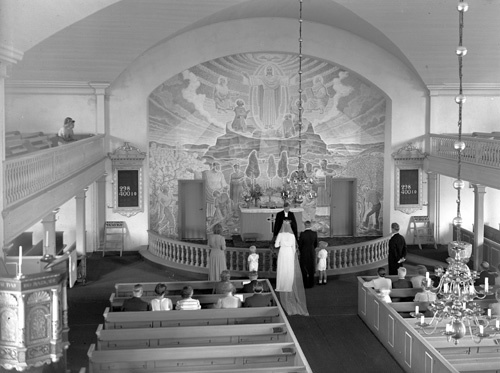 Thyra o Gösta Göranssons bröllop i kyrkan Vånga.