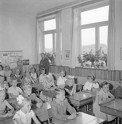Skolavslutning i Alvikenskolan 1953 06 13