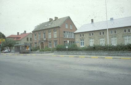 Kvarteret Ankan med missionshuset och skolkansl...