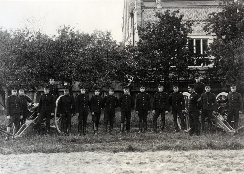 Artillerister i Landskrona år 1902.