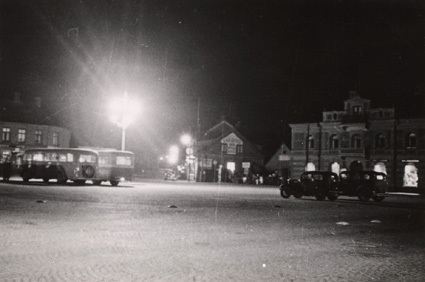 Mars 1939. Hörby by night.