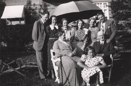Aug.1937. Familjen.