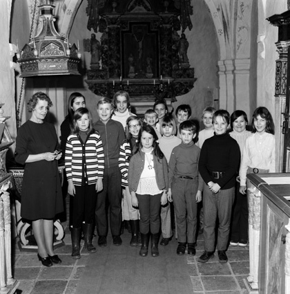 Sångkör i Gualövs kyrka, 1971.