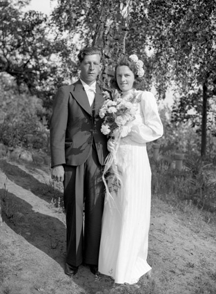 Hubert och Iris Oredsson (bröllop), Vånga.