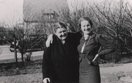 Våren 1938. Agnes & Isse.
