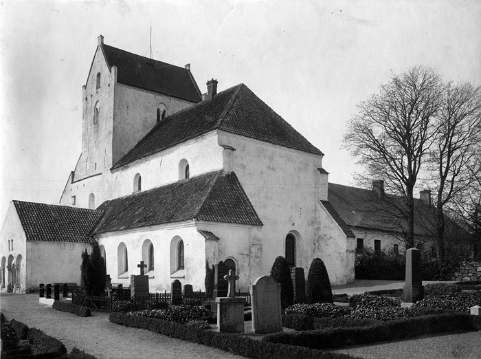 Dalby kyrka.