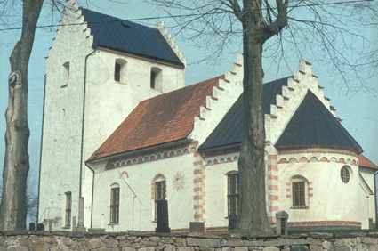 Hjärsås kyrka från SO