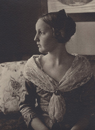 Amelie Lund 1913.