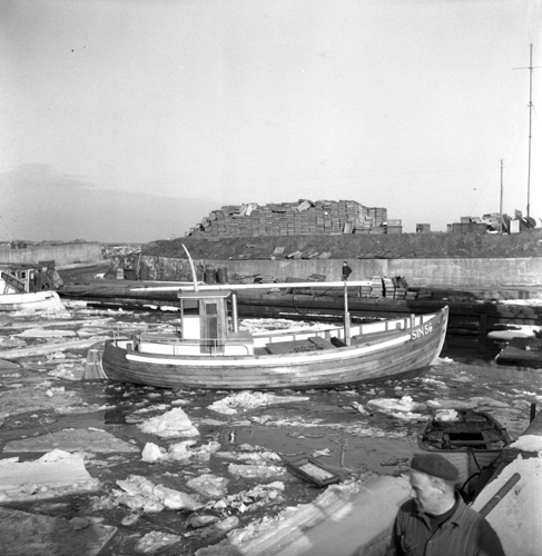 Fiskebåtarnas första tur sen isen kom