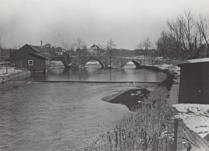 Våren 1937, Hörby, Gamla bron.