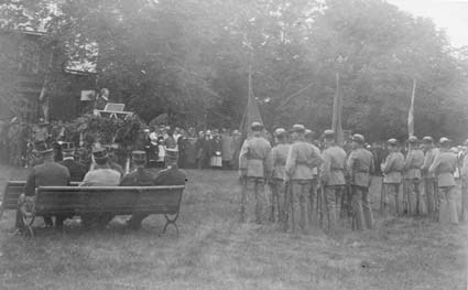 Gudstjänst i lägret år 1920