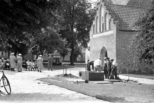 Kring Kyrkan 1953