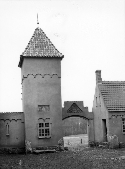 Transformator på Bjersjöholms gård.