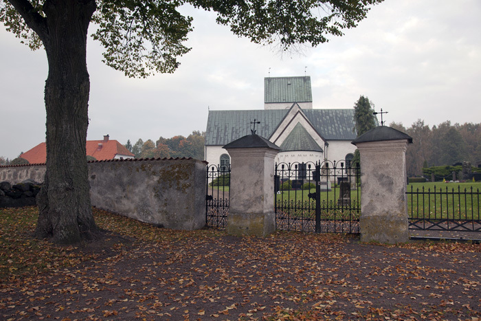 Köpinge kyrka i Gärds Köpinge. 2011-10-02.