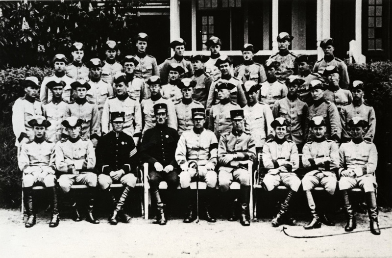 Värnpliktiga studenter år 1919-1920. A 3.