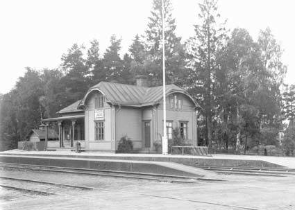 Lindås Järnvägsstation. M 47.