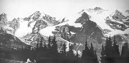 Eiger, Mönch och Jungfrau från Wengern alp.