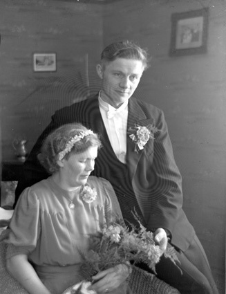 Brudpar  Hilda o Otto Karlsson Vånga Alle.