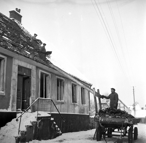 Simrishamns hus 1952 samt fynd.