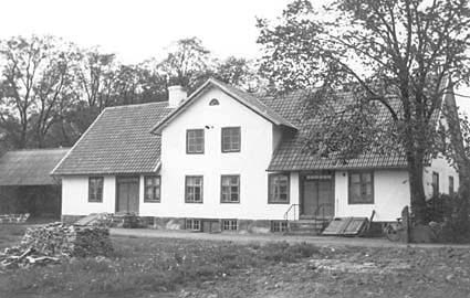 Ägare 1952: Hjärsås och Knislinge pastorat.