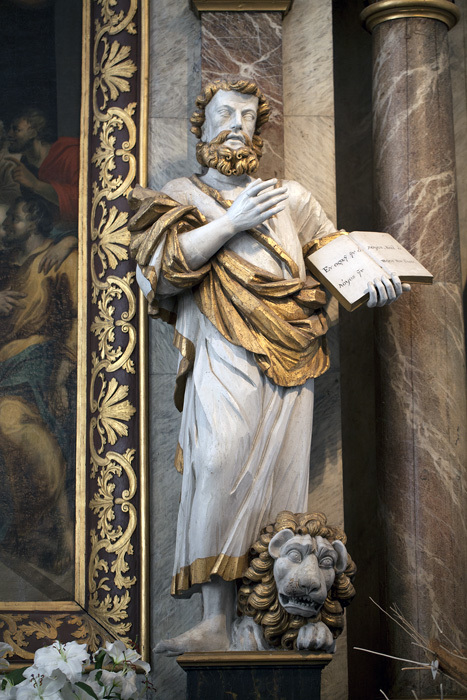 Detalj av altaruppsatsen i S:ta Maria kyrka i Y...