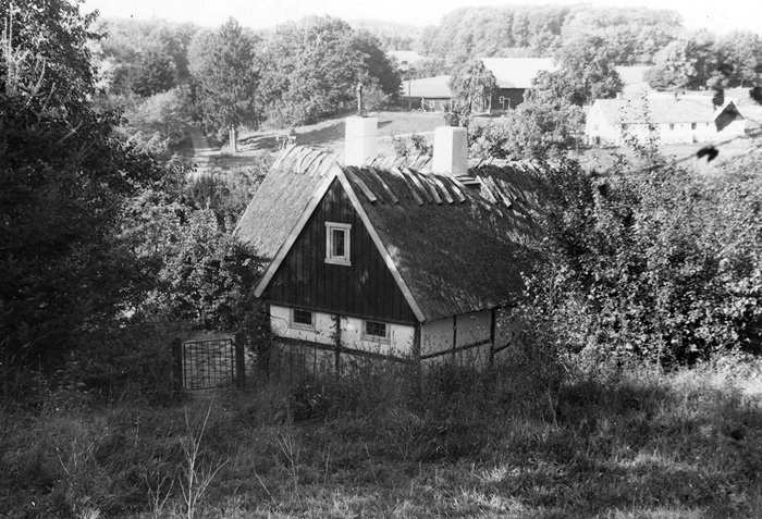 Semesterhus, f.d. torp. Ägare 1951 var Björnsto...