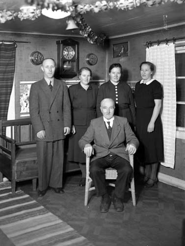 P.G Andersson och fyra av barnen, Skärsnäs