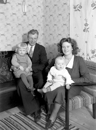 Olle och Ragna Bengtssons barn Bengt och Eve,  ...