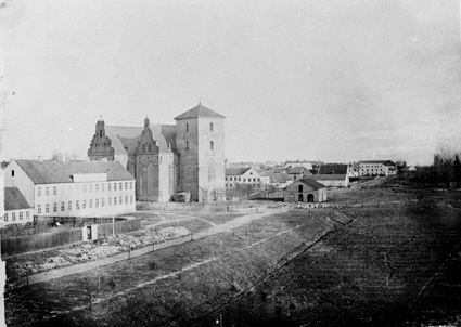 Kyrkan före 1866.