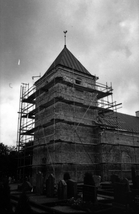 Yttre renovering av Bjuvs kyrka 1988.
