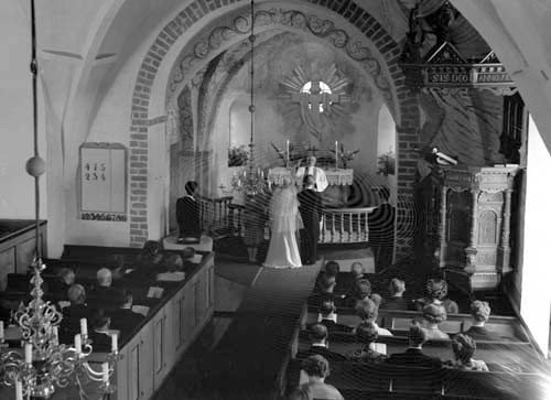 Niléns bröllop i kyrkan. Värestorp.