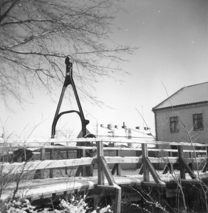Gångbron över S. Vallgraven vid Lastageplatsen ...