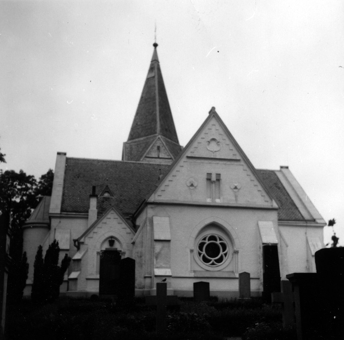 Fosie kyrka. Foto åt västnordväst.