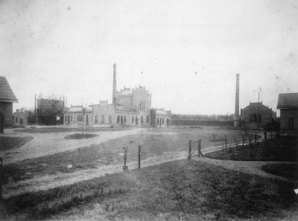 År 1902 togs ett nytt gasverk i bruk söder om s...