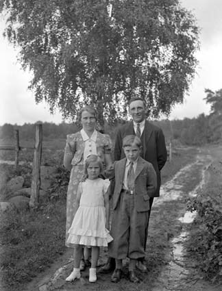 Familjen Sven Palmkvist, Oppmanna.