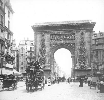 La Porte St. Denis.