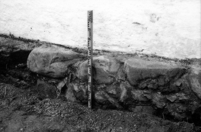 Utgrävning vid Barsebäcks kyrka.