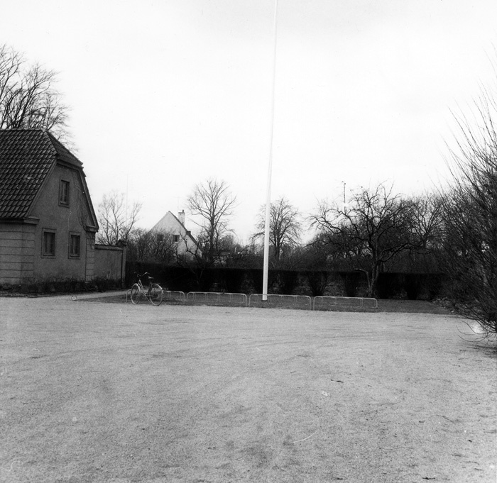 Flaggstång, gamla prästgården.