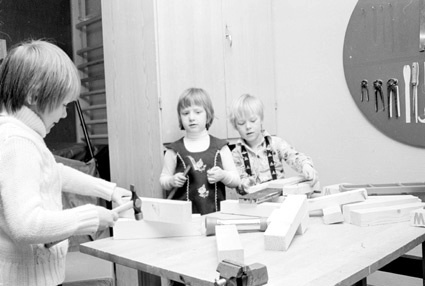 Slöjdsal i Näsums skola 1976.