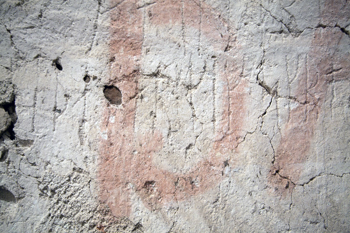 Detalj av murinskription i Lyngsjö kyrka. 2011-...