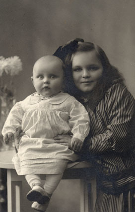 Adlercreutz, Märta och Ulla som barn, Engelholm.